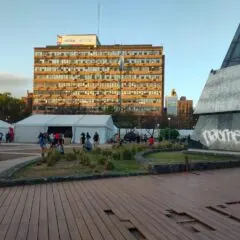 El camión regador arranca el cronograma de la semana